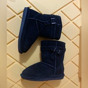 Toddler girl black bearpaw boots